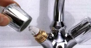 Устранение течи из крана в чернушке - быстро, качественно, недорого от 1060 руб.